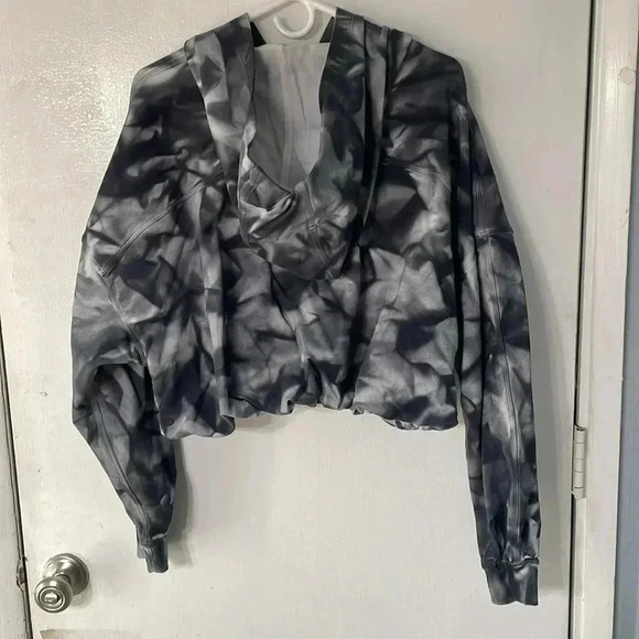 Lululemon la all yours bubble hem hoodie - Picture 6 of 8